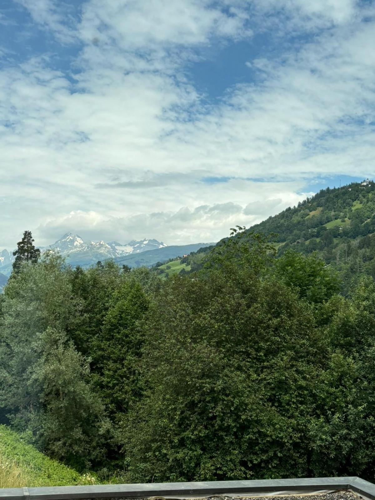 Landgasthof Zum Glenner Ilanz/Glion Exterior photo